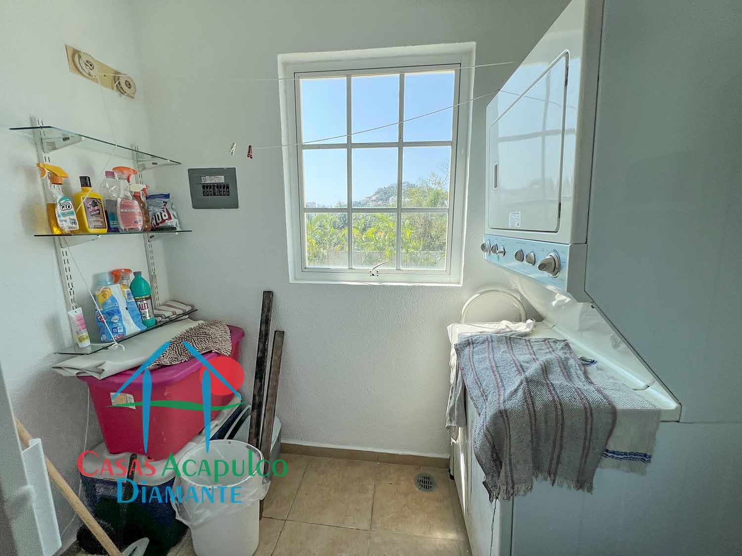 Diamante Lakes Zafiro 218 - Lavandería 1